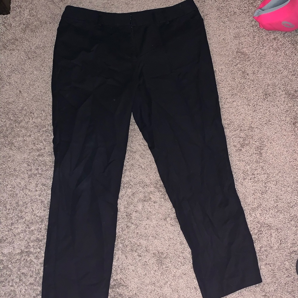 Black Capri Length Business Casual Pants